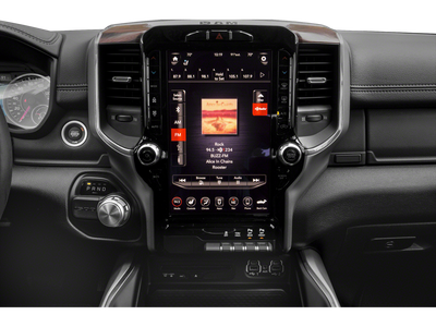 2021 RAM 1500 Laramie Crew Cab 4x4 5'7' Box