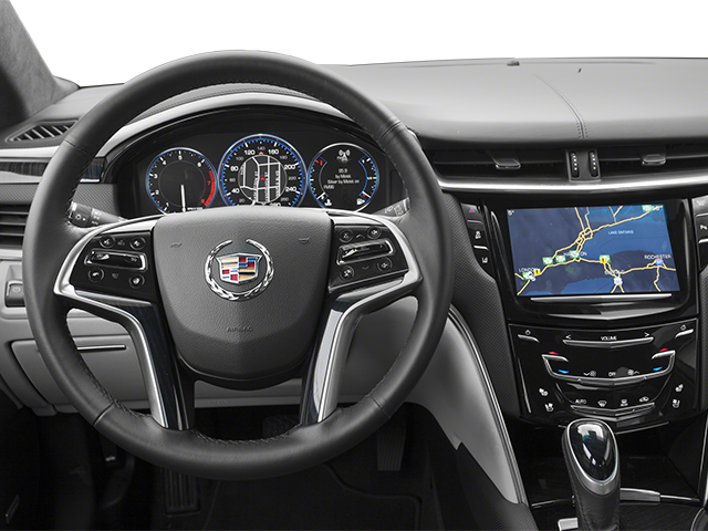 2013 Cadillac XTS Premium photo 2