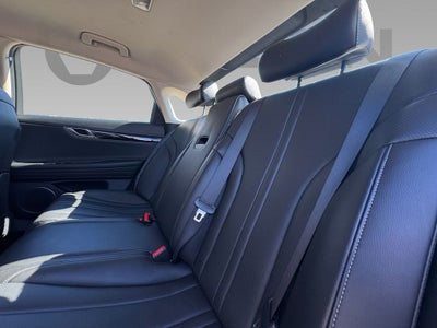 2023 Genesis G80 2.5T