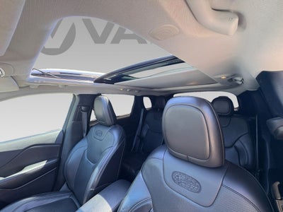 2019 Jeep Cherokee Overland 4x4