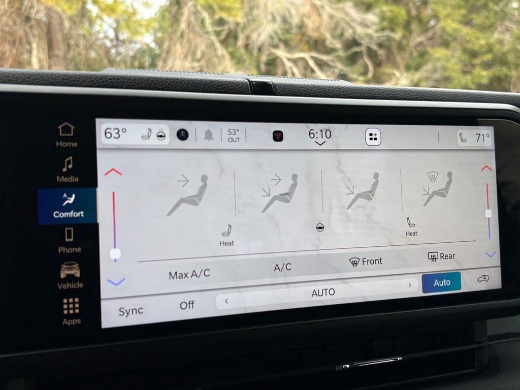 2024 Jeep Wrangler 4-Door Willys 4x4