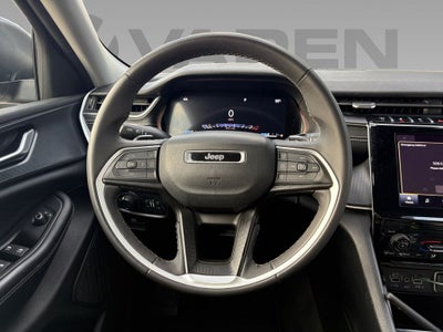 2023 Jeep Grand Cherokee L Laredo 4x2