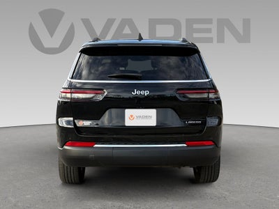 2023 Jeep Grand Cherokee L Laredo 4x2