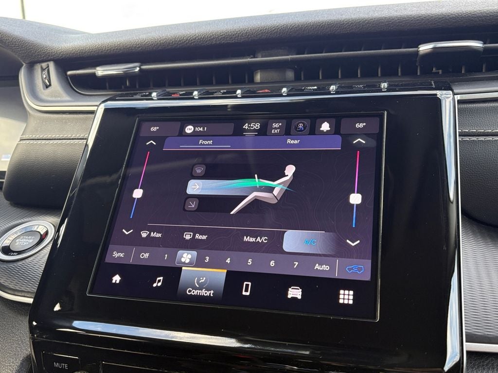 2023 Jeep Grand Cherokee L Laredo 4x2