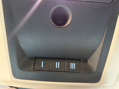 2020 RAM 1500 Classic SLT Crew Cab 4x2 6'4' Box