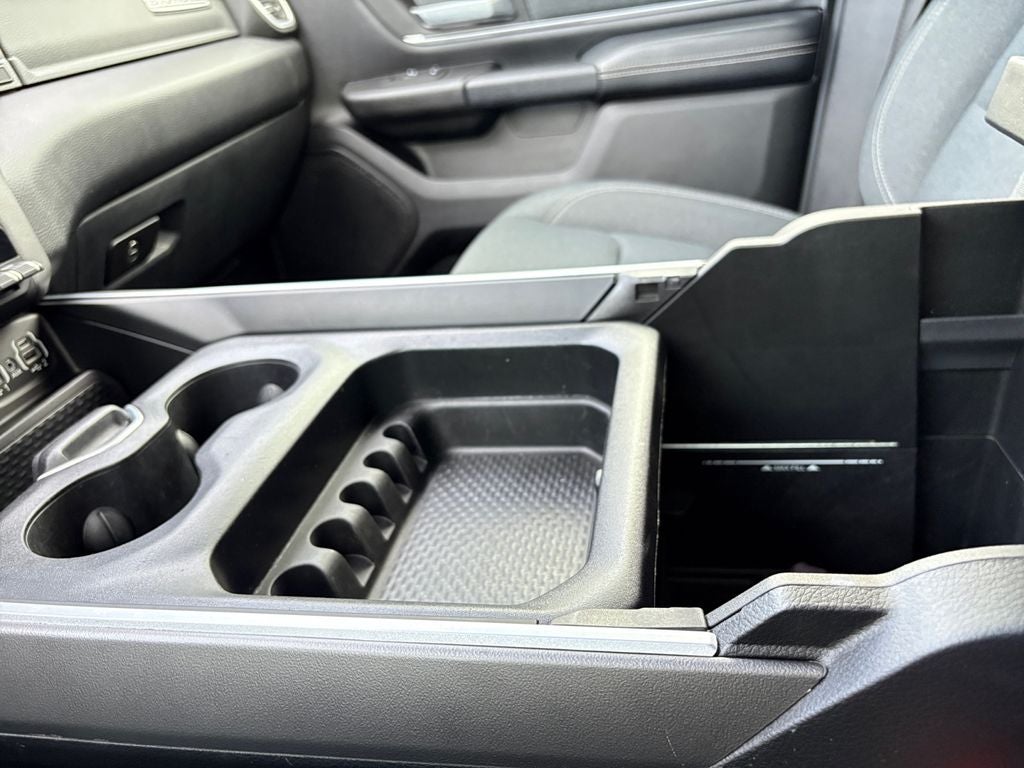 2022 RAM 1500 Big Horn Crew Cab 4x2 5'7' Box