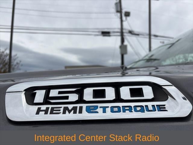 2022 RAM 1500 Big Horn Crew Cab 4x4 5'7' Box