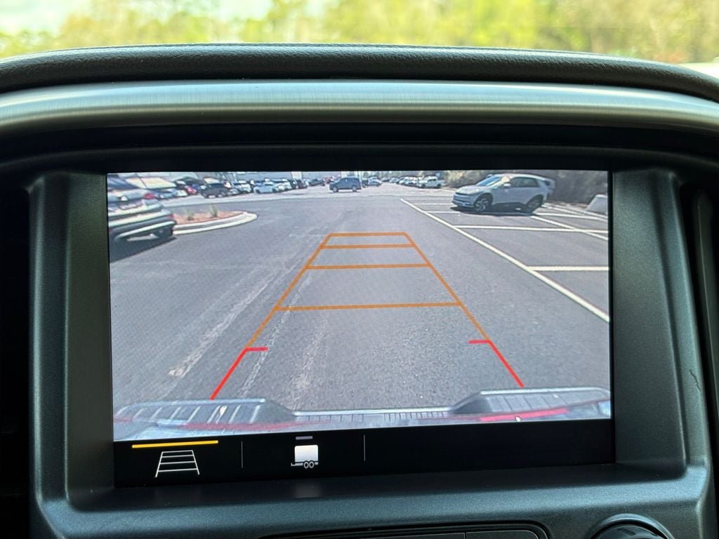 2022 GMC Canyon 4WD Crew Cab Short Box Denali