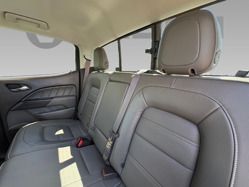 2022 GMC Canyon 4WD Crew Cab Short Box Denali