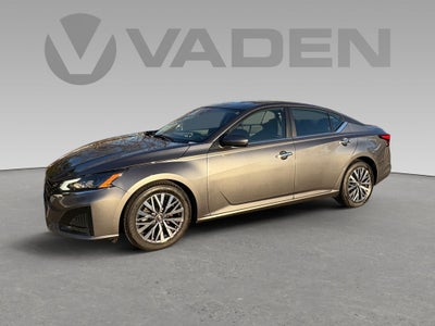 2023 Nissan Altima SV FWD