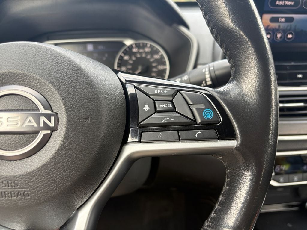 2023 Nissan Altima SL FWD