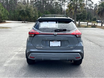 2023 Nissan Kicks SR