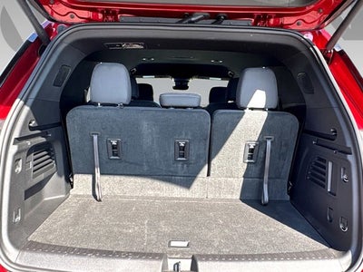 2026 Chevrolet Traverse FWD LT