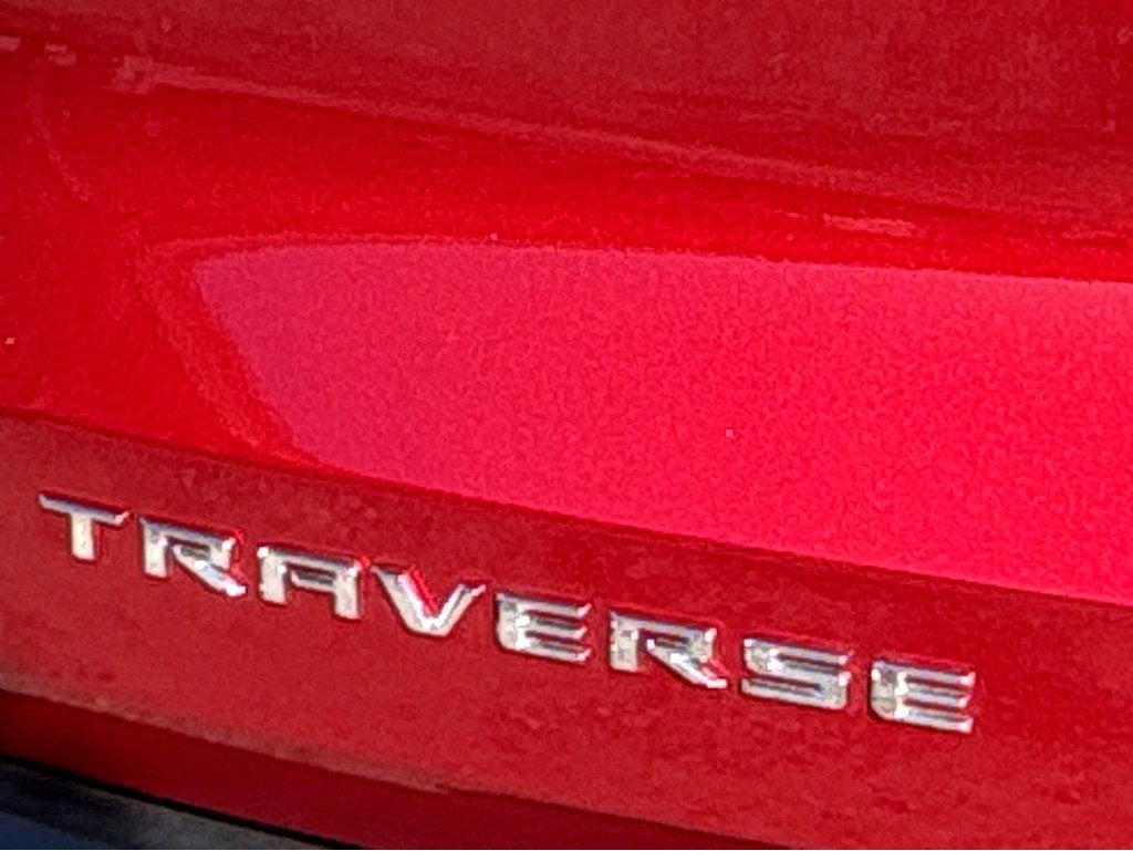 2026 Chevrolet Traverse FWD LT