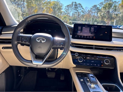 2024 INFINITI QX60 LUXE