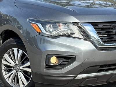 2020 Nissan Pathfinder SL