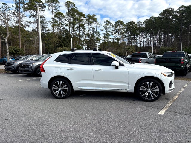 2023 Volvo XC60 Ultimate Bright Theme