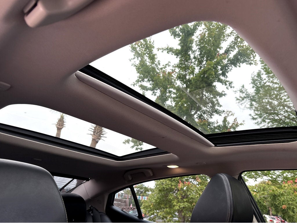 2017 Nissan Maxima Platinum