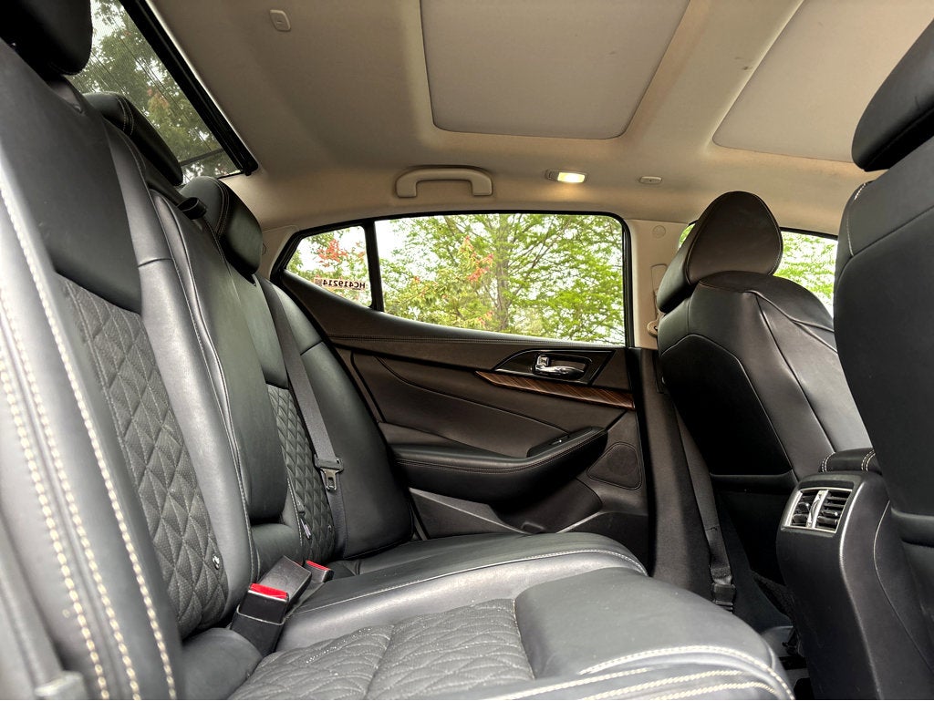 2017 Nissan Maxima Platinum