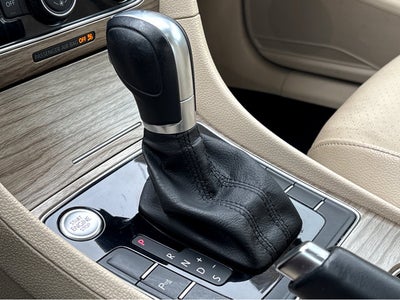 2018 Volkswagen Passat 2.0T SE w/Technology