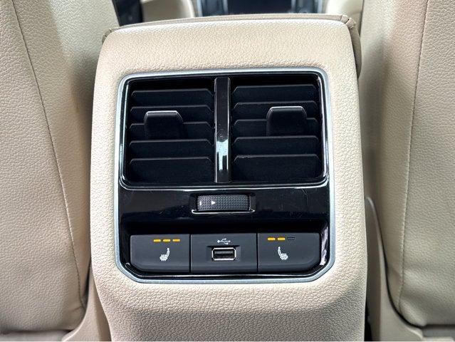 2018 Volkswagen Passat 2.0T SE w/Technology