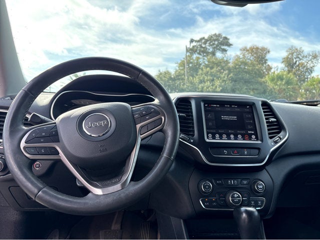 2022 Jeep Cherokee Latitude Lux