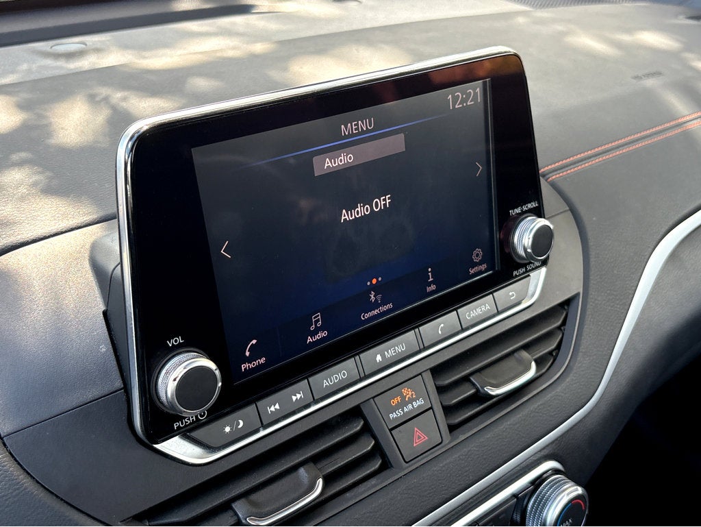 2022 Nissan Altima 2.0 SR