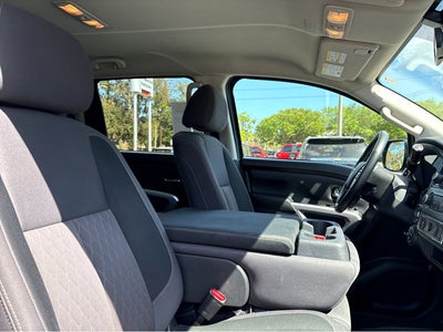 2024 Nissan Titan SV