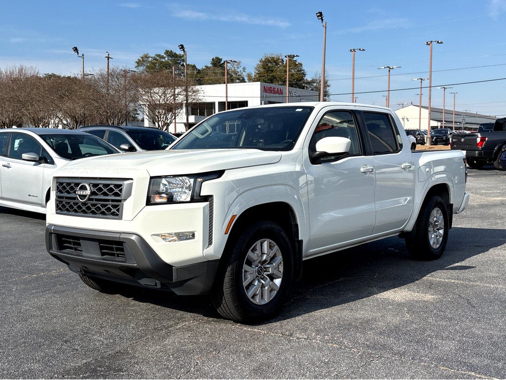 2022 Nissan Frontier SV