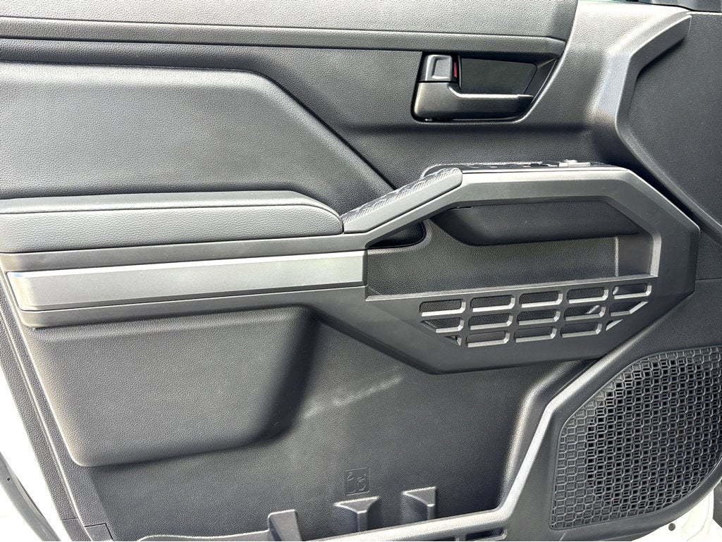 2024 Toyota Tacoma 2WD SR5