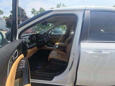 2024 Kia Carnival LX