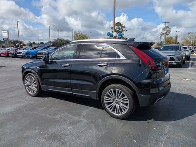 2024 Cadillac XT4 FWD Premium Luxury