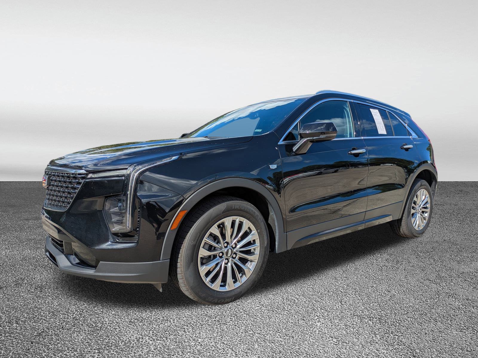 2024 Cadillac XT4 AWD Premium Luxury