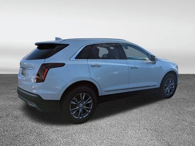 2022 Cadillac XT5 FWD Premium Luxury