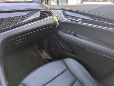 2025 Cadillac XT6 FWD Premium Luxury