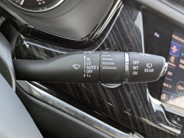 2025 Cadillac XT6 FWD Premium Luxury