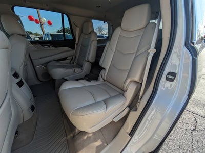 2018 Cadillac Escalade Luxury