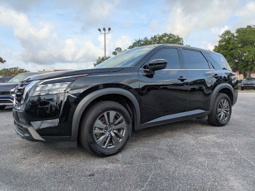 2024 Nissan Pathfinder S