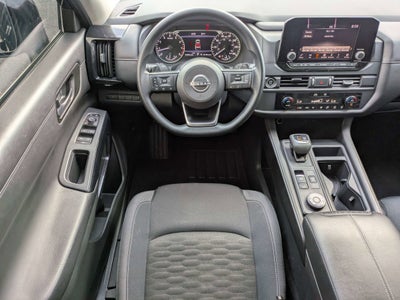 2024 Nissan Pathfinder S