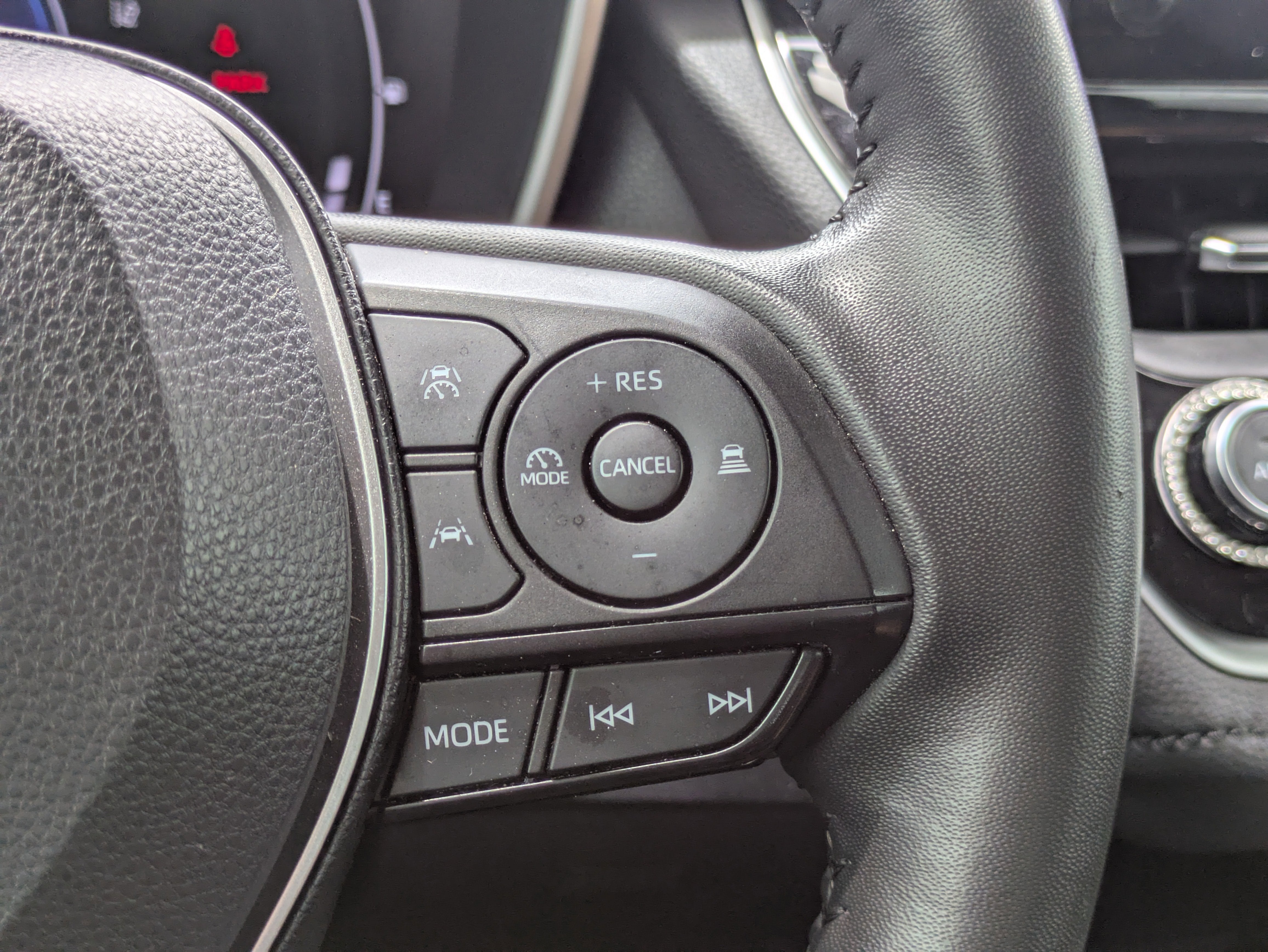 2024 Toyota Corolla Hybrid XLE