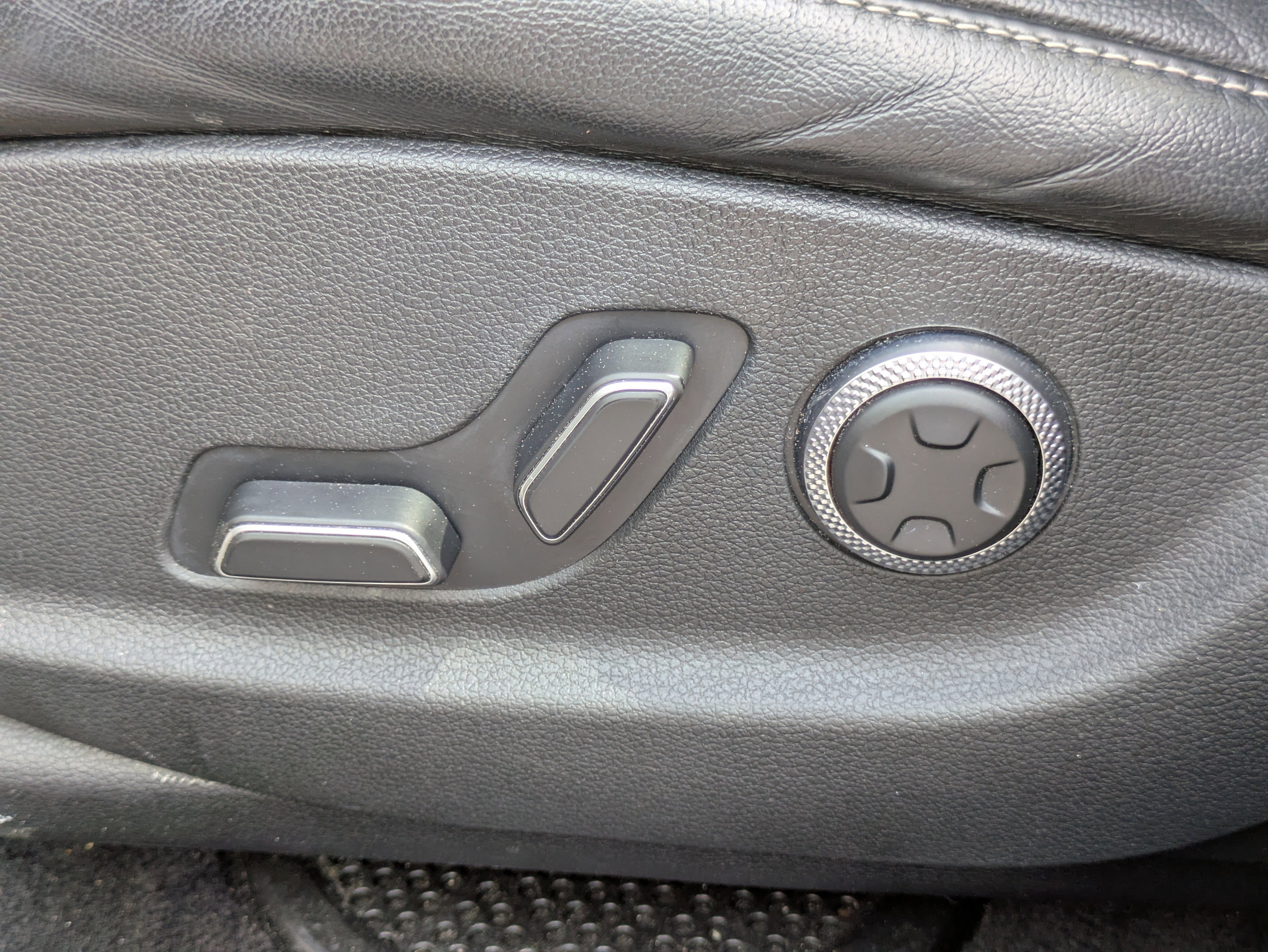 2021 Genesis G70 2.0T