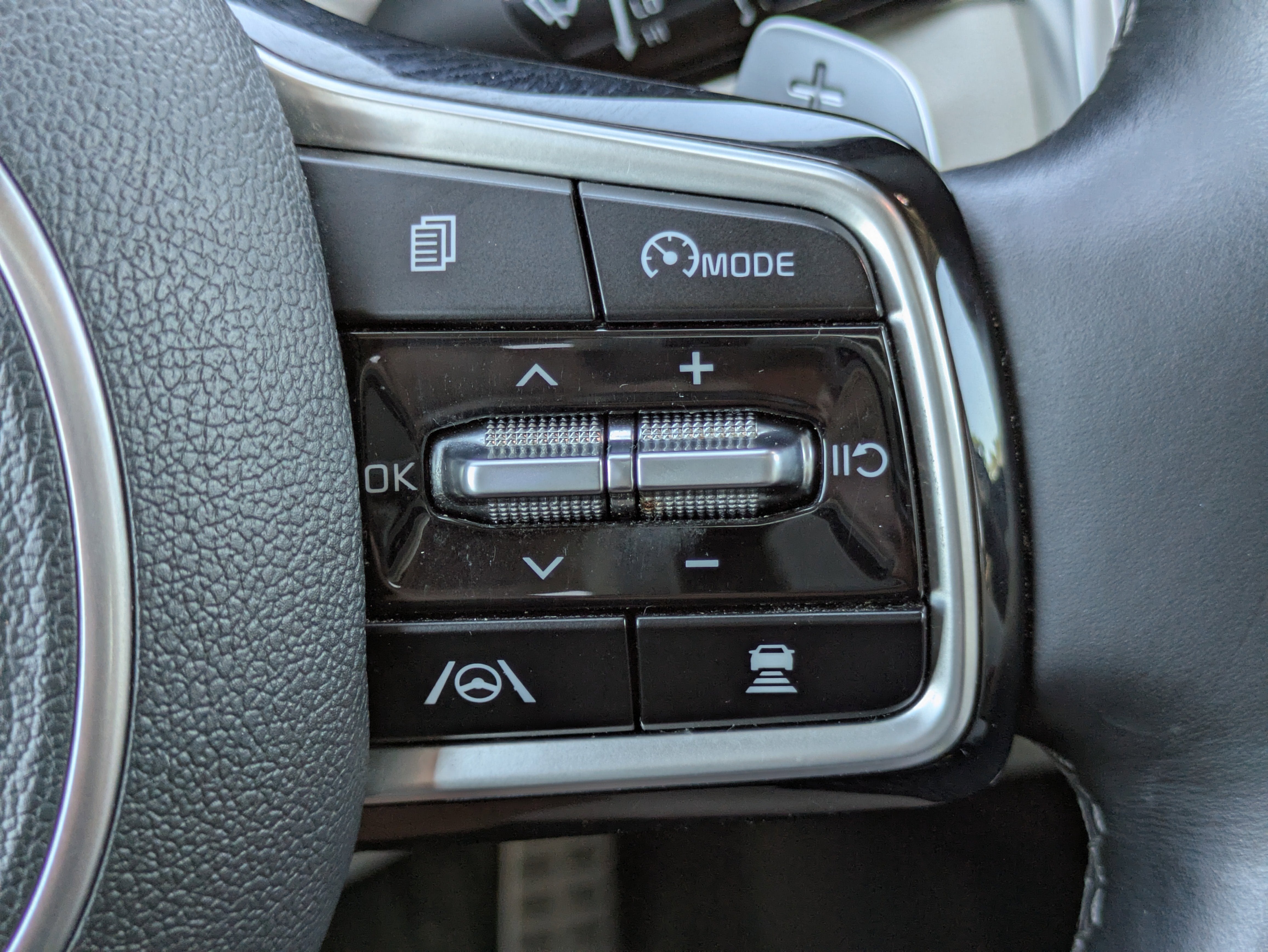 2022 Kia Sorento Plug-In Hybrid SX Prestige