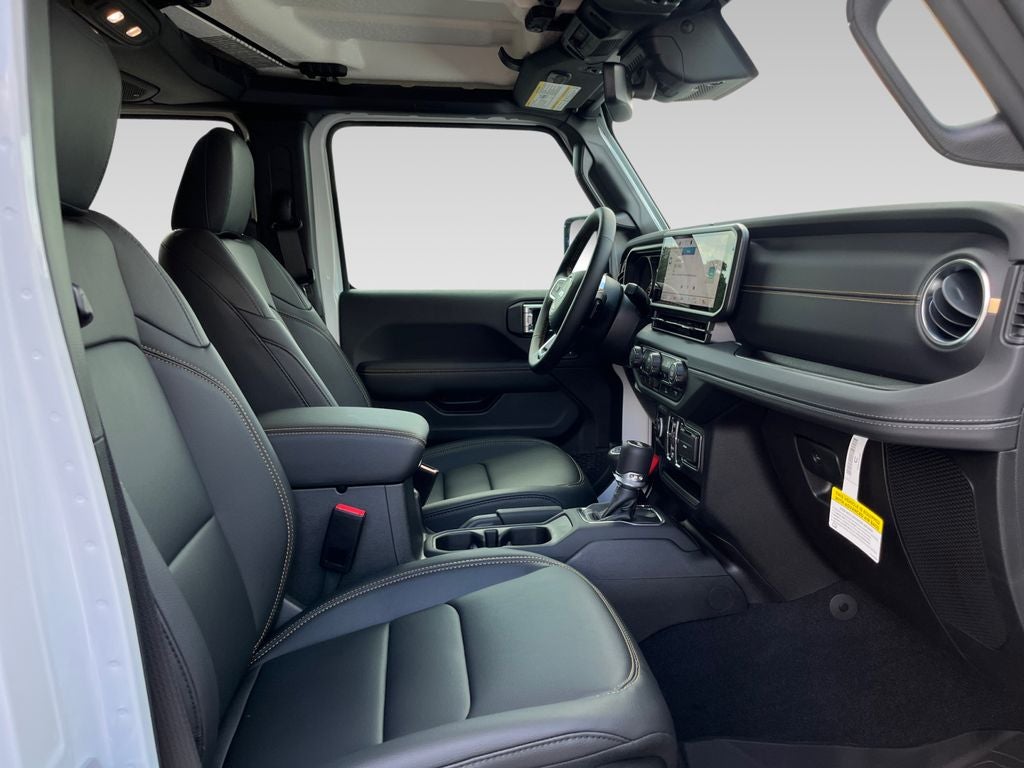 2024 Jeep Wrangler 4-Door Sahara 4x4