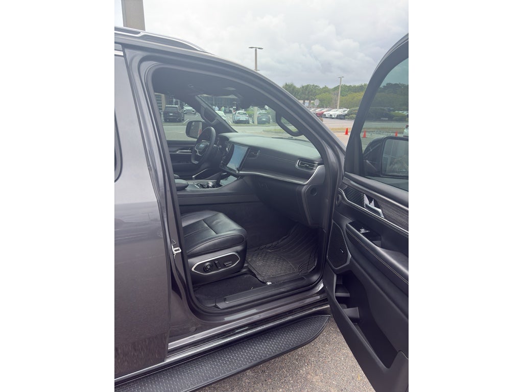 2023 Jeep Wagoneer Series II