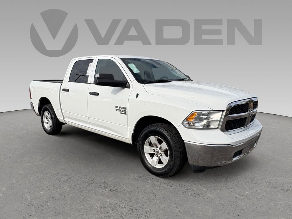 2023 RAM 1500 Classic SLT Crew Cab 4x4 5'7' Box