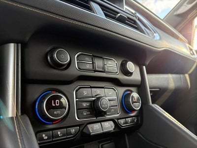 2023 Chevrolet Suburban 2WD Premier