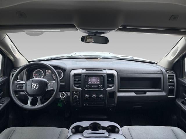 2022 RAM 1500 Classic Tradesman Crew Cab 4x4 5'7' Box