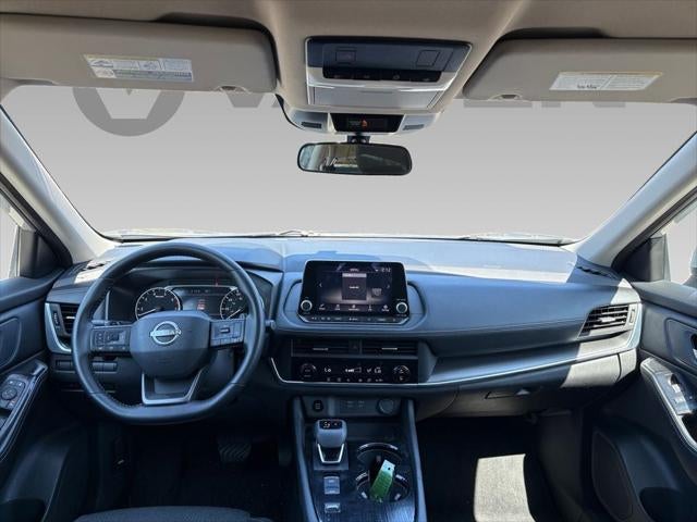 2025 Nissan Rogue SV FWD