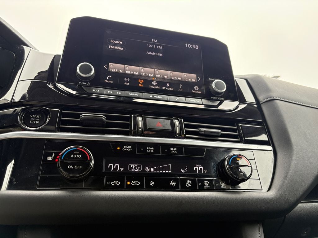 2025 Nissan Pathfinder SV FWD