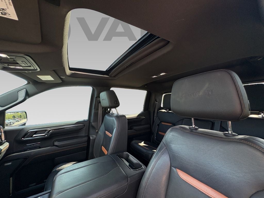 2023 GMC Sierra AT4